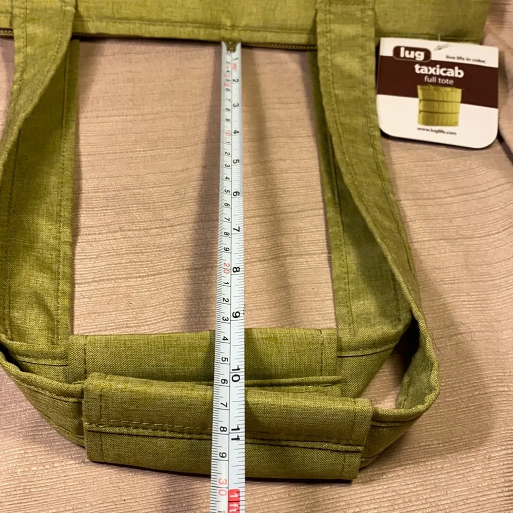 NWT Lug taxicab full tote- best one ever!